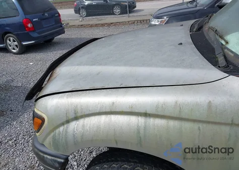 2001 Toyota Tacoma Prerunner z USA, uszkodzony, nr VIN 5TENM92N61Z813139